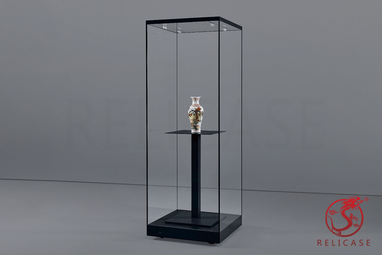 What is freestanding display case?